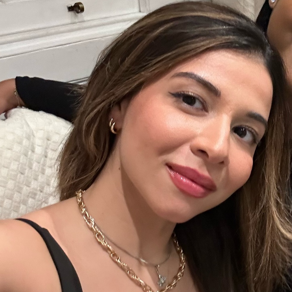 Meet your Posher, Diana